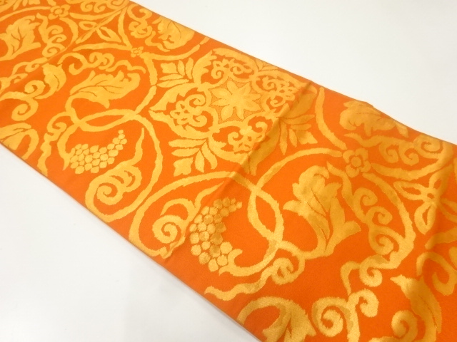 アンティーク　葡萄唐草に花模様織出し袋帯（着用可）